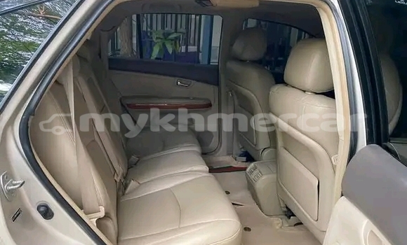 Acheter Occasion Voiture Lexus RX 300 Autre à Chbar Mon, Kampong Speu Province Acheter Occasion Voiture Lexus RX 300 Autre à Chbar Mon, Kampong Speu Province