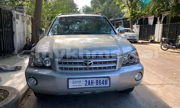 Buy Used Toyota Highlander Other Car in Chbar Mon in Kampong Speu Province Buy Used Toyota Highlander Other Car in Chbar Mon in Kampong Speu Province