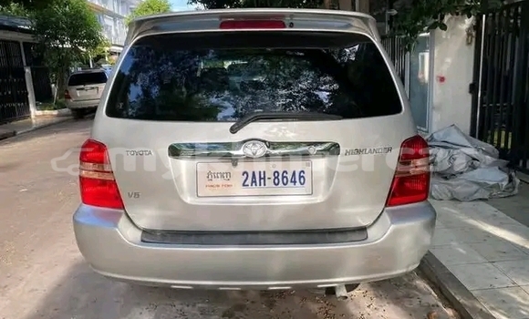 Buy Used Toyota Highlander Other Car in Chbar Mon in Kampong Speu Province Buy Used Toyota Highlander Other Car in Chbar Mon in Kampong Speu Province