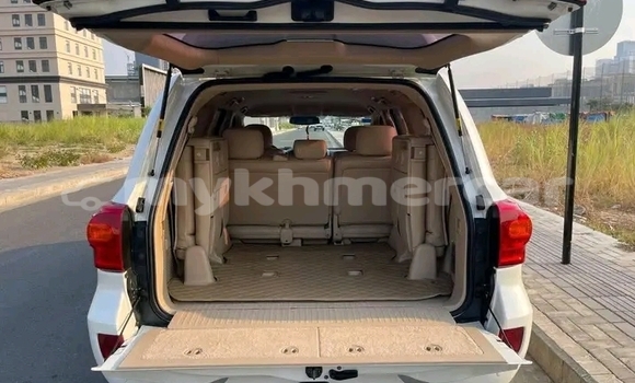 Buy Used Toyota Land Cruiser Other Car in KhΕm SrΓ‘ng in Kampong Speu Province Buy Used Toyota Land Cruiser Other Car in KhΕm SrΓ‘ng in Kampong Speu Province