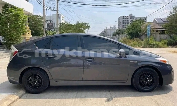 Acheter Occasion Voiture Toyota Prius Autre à Cheom Ksan, Preah Vihear Province Acheter Occasion Voiture Toyota Prius Autre à Cheom Ksan, Preah Vihear Province