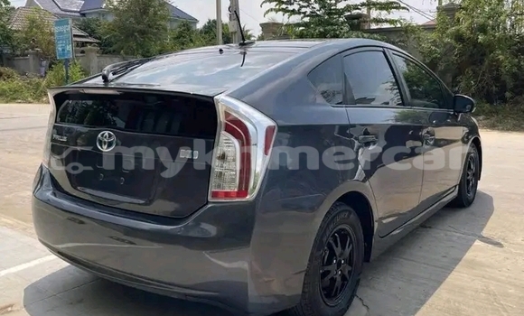 Acheter Occasion Voiture Toyota Prius Autre à Cheom Ksan, Preah Vihear Province Acheter Occasion Voiture Toyota Prius Autre à Cheom Ksan, Preah Vihear Province
