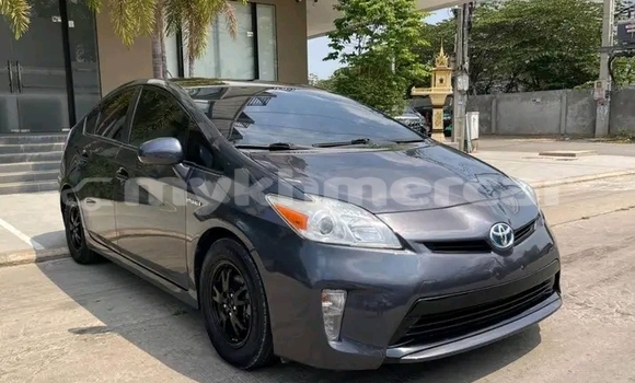 Acheter Occasion Voiture Toyota Prius Autre à Cheom Ksan, Preah Vihear Province Acheter Occasion Voiture Toyota Prius Autre à Cheom Ksan, Preah Vihear Province