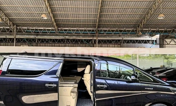 Acheter Occasion Voiture Toyota Alphard Noir à Cheom Ksan, Preah Vihear Province Acheter Occasion Voiture Toyota Alphard Noir à Cheom Ksan, Preah Vihear Province