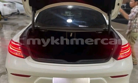 Buy Used Mercedes-Benz CβClass White Car in Cheom Ksan in Preah Vihear Province Buy Used Mercedes-Benz CβClass White Car in Cheom Ksan in Preah Vihear Province