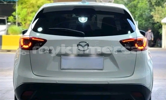 Acheter Occasion Voiture Mazda CX-5 Blanc à Cheom Ksan, Preah Vihear Province Acheter Occasion Voiture Mazda CX-5 Blanc à Cheom Ksan, Preah Vihear Province