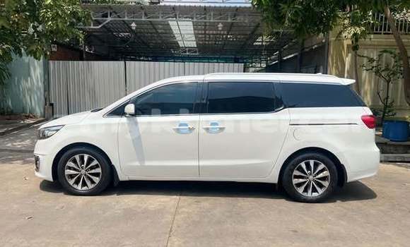 Acheter Occasion Voiture Kia Carnival Autre à Bavet, Svay Rieng Province Acheter Occasion Voiture Kia Carnival Autre à Bavet, Svay Rieng Province