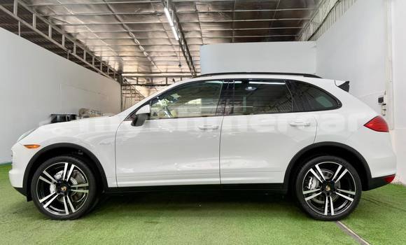 Buy Used Porsche Cayenne White Car in Phnom Penh in Phnom Penh Buy Used Porsche Cayenne White Car in Phnom Penh in Phnom Penh