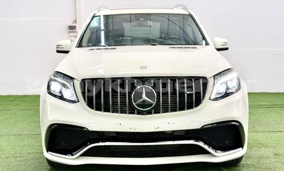 Buy Used Mercedes-Benz GLC White Car in Chbar Mon in Kampong Speu Province