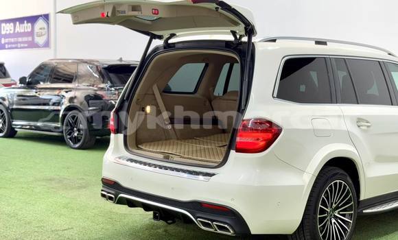 Buy Used Mercedes-Benz GLC White Car in Chbar Mon in Kampong Speu Province Buy Used Mercedes-Benz GLC White Car in Chbar Mon in Kampong Speu Province