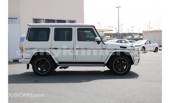 Buy Import Mercedes-Benz 190 (W201) White Car in Import - Dubai in Kampot Province