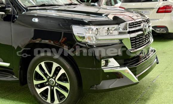 Buy Used Toyota Land Cruiser Black Car in Phnom Penh in Phnom Penh Buy Used Toyota Land Cruiser Black Car in Phnom Penh in Phnom Penh
