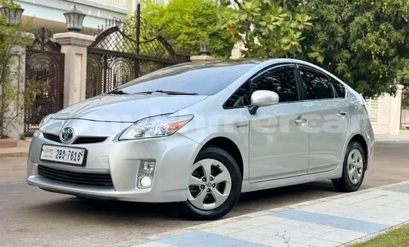 Buy Used Toyota Prius Other Car in Chbar Mon in Kampong Speu Province Buy Used Toyota Prius Other Car in Chbar Mon in Kampong Speu Province