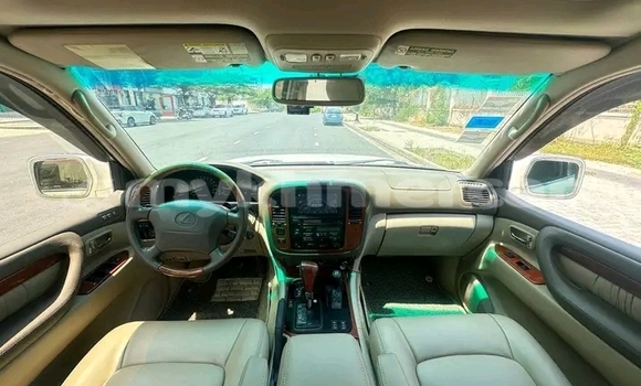 Buy Used Lexus LX 570 Other Car in Chbar Mon in Kampong Speu Province Buy Used Lexus LX 570 Other Car in Chbar Mon in Kampong Speu Province