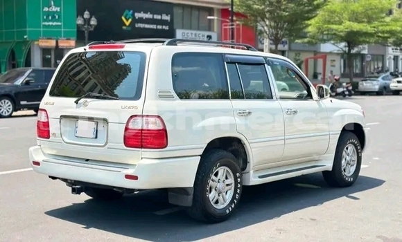 Buy Used Lexus LX 570 Other Car in Chbar Mon in Kampong Speu Province Buy Used Lexus LX 570 Other Car in Chbar Mon in Kampong Speu Province