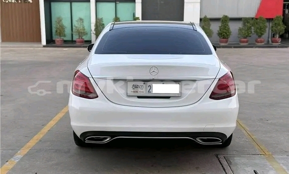 Buy Used Mercedes-Benz A-klasse White Car in Chbar Mon in Kampong Speu Province Buy Used Mercedes-Benz A-klasse White Car in Chbar Mon in Kampong Speu Province