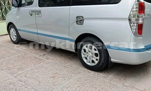 Buy Used Toyota Sienta Other Car in Chbar Mon in Kampong Speu Province