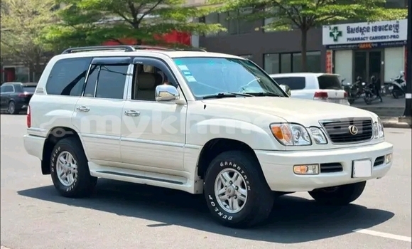 Buy Used Lexus LX 450 Other Car in Chbar Mon in Kampong Speu Province Buy Used Lexus LX 450 Other Car in Chbar Mon in Kampong Speu Province