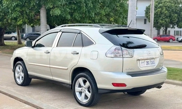 Buy Used Lexus RX 330 Other Car in Cheom Ksan in Preah Vihear Province Buy Used Lexus RX 330 Other Car in Cheom Ksan in Preah Vihear Province
