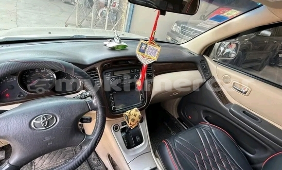 Buy Used Toyota Highlander Other Car in Chbar Mon in Kampong Speu Province Buy Used Toyota Highlander Other Car in Chbar Mon in Kampong Speu Province