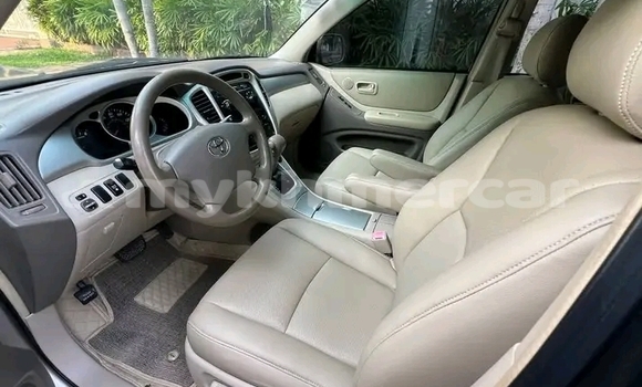 Buy Used Toyota Highlander Other Car in Chbar Mon in Kampong Speu Province Buy Used Toyota Highlander Other Car in Chbar Mon in Kampong Speu Province