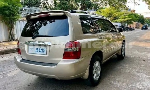 Buy Used Toyota Highlander Other Car in Chbar Mon in Kampong Speu Province Buy Used Toyota Highlander Other Car in Chbar Mon in Kampong Speu Province