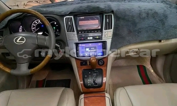 Buy Used Toyota Highlander Other Car in Chbar Mon in Kampong Speu Province Buy Used Toyota Highlander Other Car in Chbar Mon in Kampong Speu Province