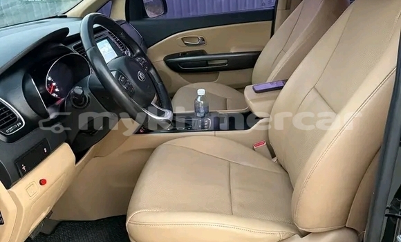 Buy Used Kia Carnival Black Car in Chbar Mon in Kampong Speu Province Buy Used Kia Carnival Black Car in Chbar Mon in Kampong Speu Province