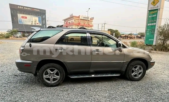 Buy Used Lexus RX 330 Other Car in Chbar Mon in Kampong Speu Province Buy Used Lexus RX 330 Other Car in Chbar Mon in Kampong Speu Province