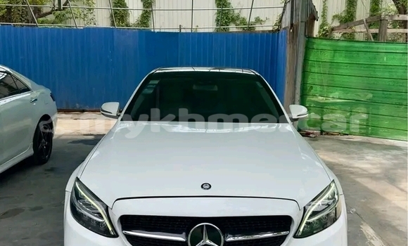 Buy Used Mercedes-Benz Maybach S-klasse White Car in Khemarak Phoumin in Koh Kong Province Buy Used Mercedes-Benz Maybach S-klasse White Car in Khemarak Phoumin in Koh Kong Province