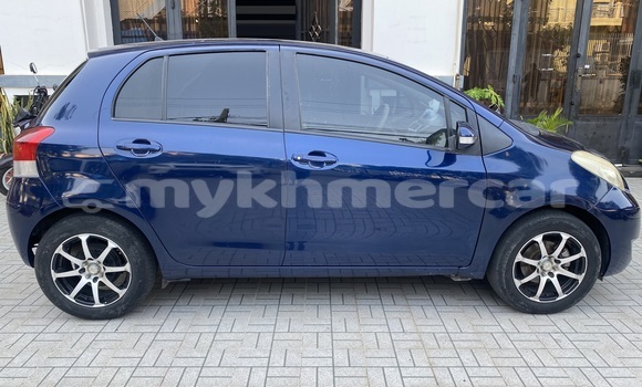 Buy Used Toyota Vitz Blue Car in Phnom Penh in Phnom Penh Buy Used Toyota Vitz Blue Car in Phnom Penh in Phnom Penh