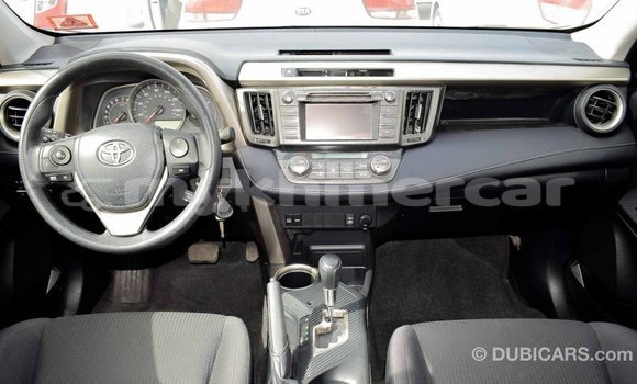 Buy Import Toyota HiAce Other Truck in Import - Dubai in Kampot Province Buy Import Toyota HiAce Other Truck in Import - Dubai in Kampot Province