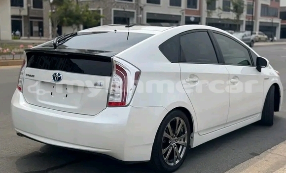 Buy Used Toyota Prius White Car in Kampot in Kampot Province Buy Used Toyota Prius White Car in Kampot in Kampot Province