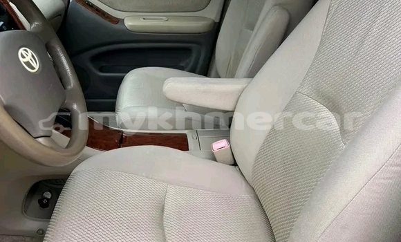 Buy Used Toyota Highlander White Car in Khemarak Phoumin in Koh Kong Province Buy Used Toyota Highlander White Car in Khemarak Phoumin in Koh Kong Province