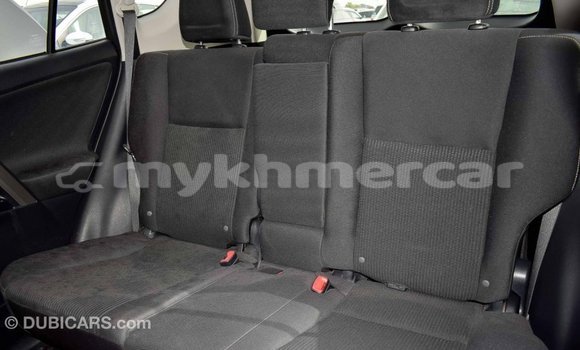 Buy Import Toyota HiAce Other Truck in Import - Dubai in Kampot Province Buy Import Toyota HiAce Other Truck in Import - Dubai in Kampot Province
