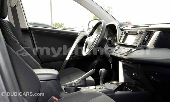 Buy Import Toyota HiAce Other Truck in Import - Dubai in Kampot Province Buy Import Toyota HiAce Other Truck in Import - Dubai in Kampot Province