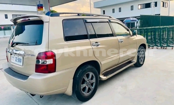 Buy Used Toyota Highlander Other Car in Chbar Mon in Kampong Speu Province Buy Used Toyota Highlander Other Car in Chbar Mon in Kampong Speu Province