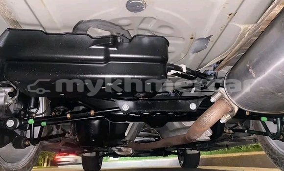 Buy Used Toyota Highlander Other Car in Cheom Ksan in Preah Vihear Province Buy Used Toyota Highlander Other Car in Cheom Ksan in Preah Vihear Province