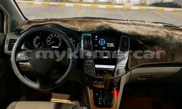 Buy Used Lexus LX White Car in Chbar Mon in Kampong Speu Province Buy Used Lexus LX White Car in Chbar Mon in Kampong Speu Province