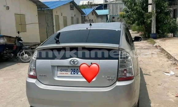 Buy Used Toyota Prius Other Car in Chbar Mon in Kampong Speu Province Buy Used Toyota Prius Other Car in Chbar Mon in Kampong Speu Province