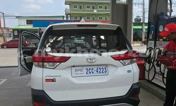 Buy Used Toyota Rush White Car in Chbar Mon in Kampong Speu Province Buy Used Toyota Rush White Car in Chbar Mon in Kampong Speu Province