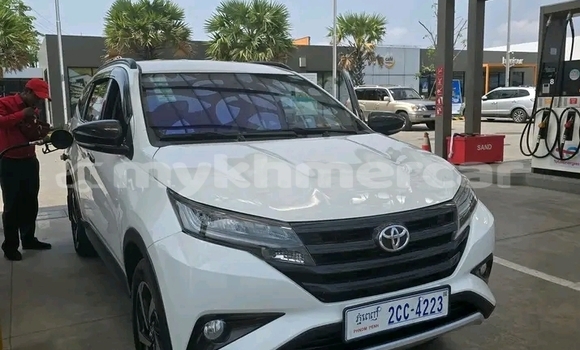 Buy Used Toyota Rush White Car in Chbar Mon in Kampong Speu Province Buy Used Toyota Rush White Car in Chbar Mon in Kampong Speu Province