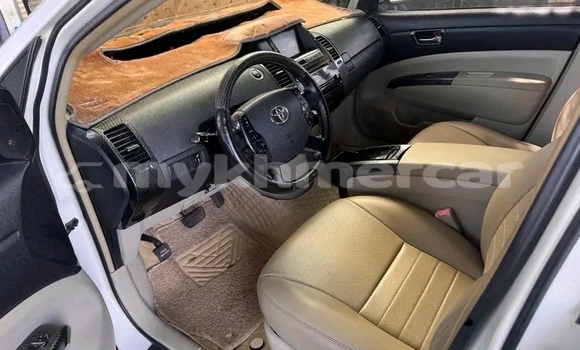 Buy Used Toyota Prius White Car in Cheom Ksan in Preah Vihear Province Buy Used Toyota Prius White Car in Cheom Ksan in Preah Vihear Province