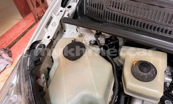 Buy Used Toyota Prius White Car in Cheom Ksan in Preah Vihear Province Buy Used Toyota Prius White Car in Cheom Ksan in Preah Vihear Province