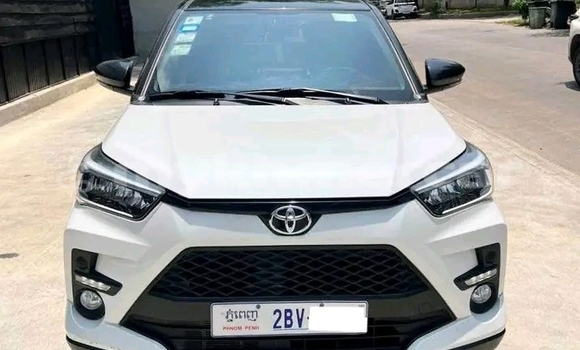 Buy Used Toyota Raum White Car in Cheom Ksan in Preah Vihear Province Buy Used Toyota Raum White Car in Cheom Ksan in Preah Vihear Province