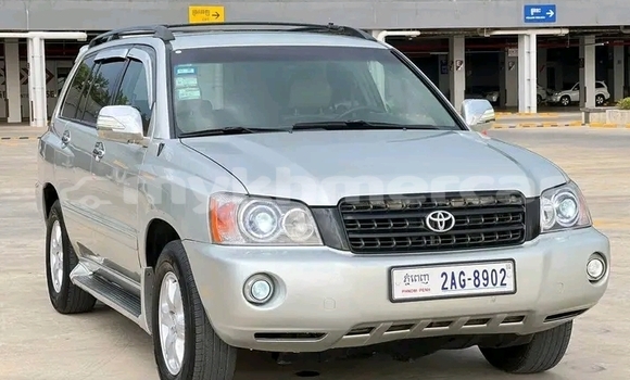 Buy Used Toyota Highlander Other Car in Chbar Mon in Kampong Speu Province Buy Used Toyota Highlander Other Car in Chbar Mon in Kampong Speu Province