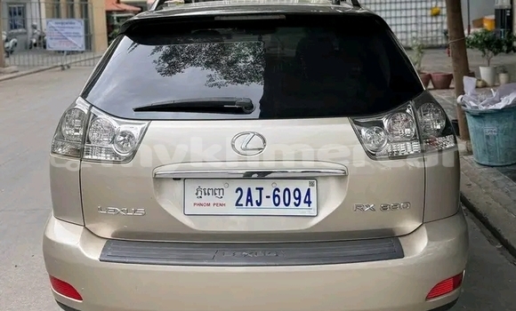 Buy Used Lexus RX 330 Other Car in Cheom Ksan in Preah Vihear Province Buy Used Lexus RX 330 Other Car in Cheom Ksan in Preah Vihear Province