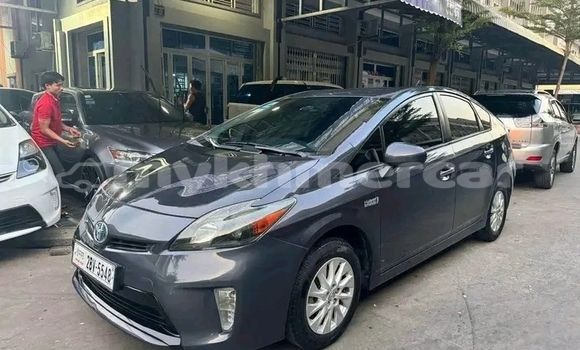 Buy Used Toyota Prius Other Car in Cheom Ksan in Preah Vihear Province Buy Used Toyota Prius Other Car in Cheom Ksan in Preah Vihear Province