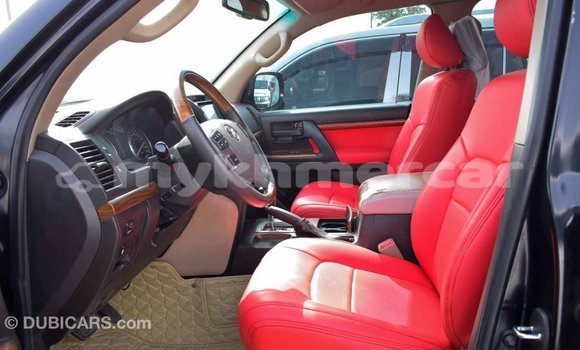 Buy Import Toyota Land Cruiser Black Car in Import - Dubai in Kampot Province Buy Import Toyota Land Cruiser Black Car in Import - Dubai in Kampot Province