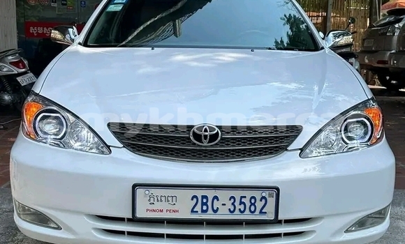 Buy Used Toyota Camry White Car in Cheom Ksan in Preah Vihear Province Buy Used Toyota Camry White Car in Cheom Ksan in Preah Vihear Province